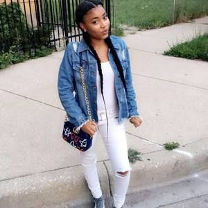 Meet your Posher, Myra